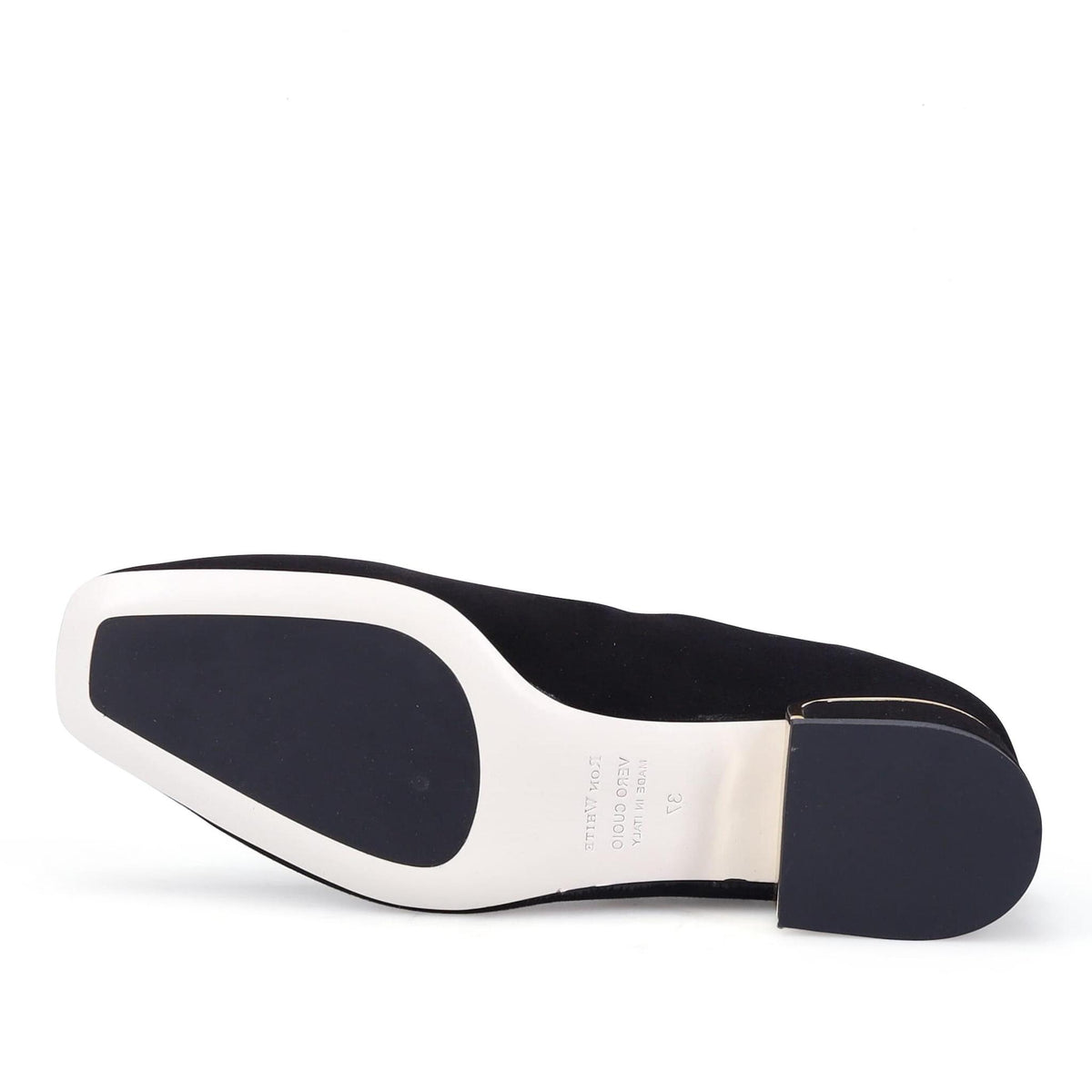 Emelia Onyx