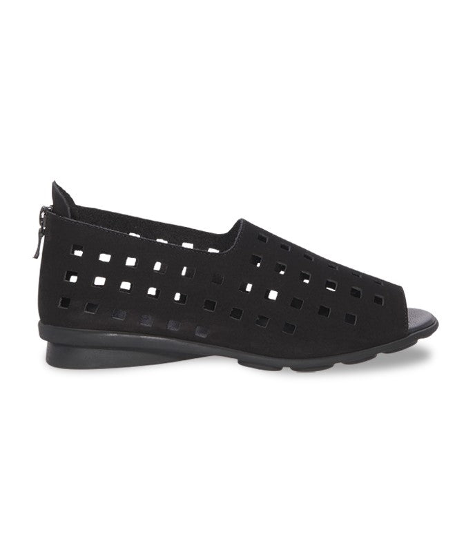 Drick by ARCHE Noir Ron White Shoes