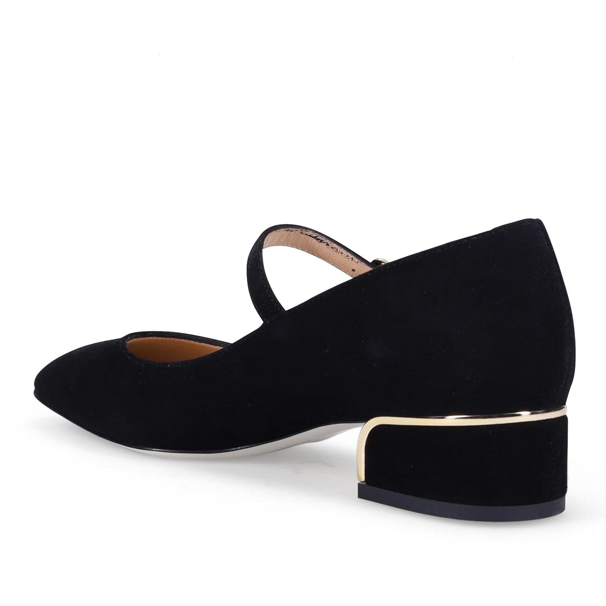Emelia Onyx