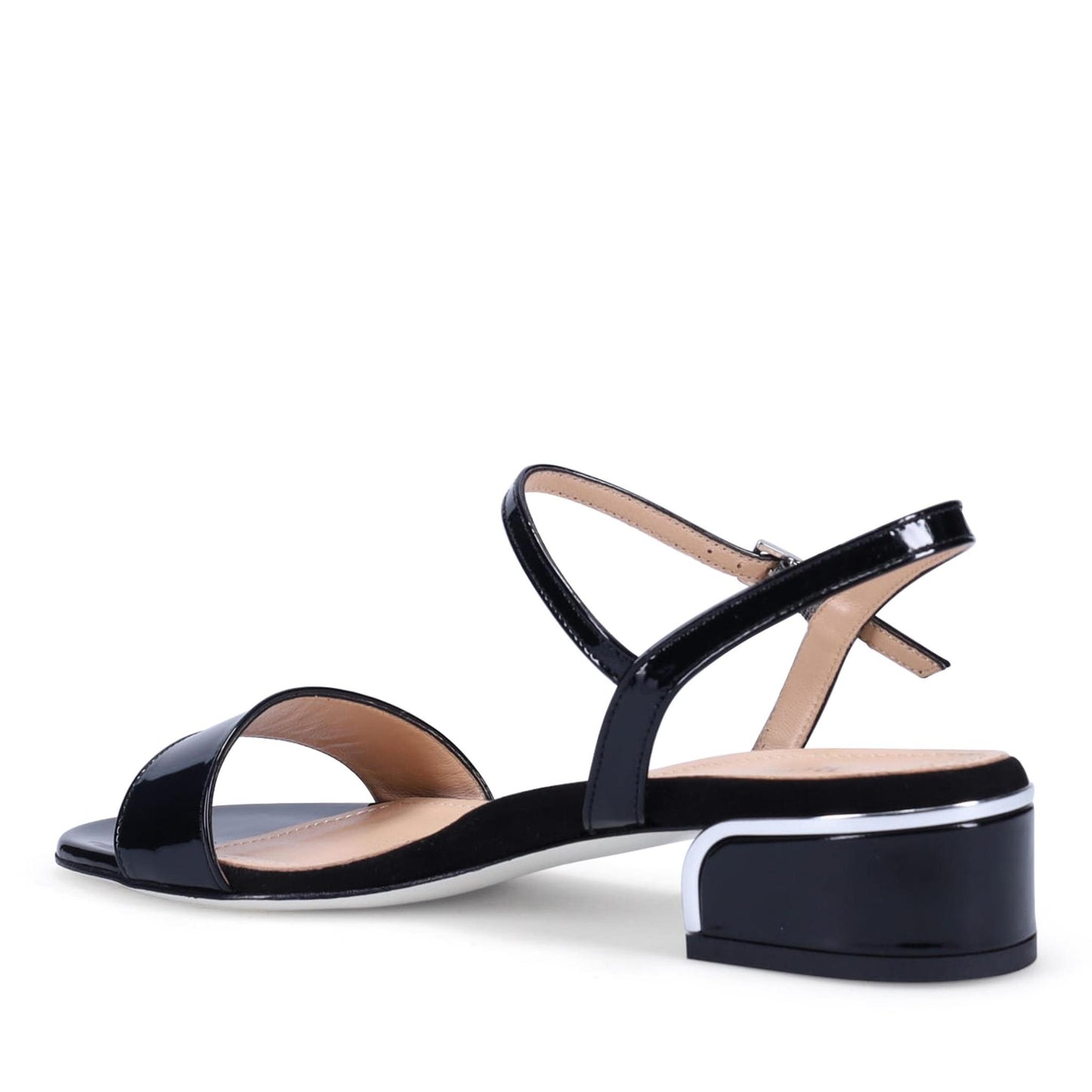 Emberly Onyx