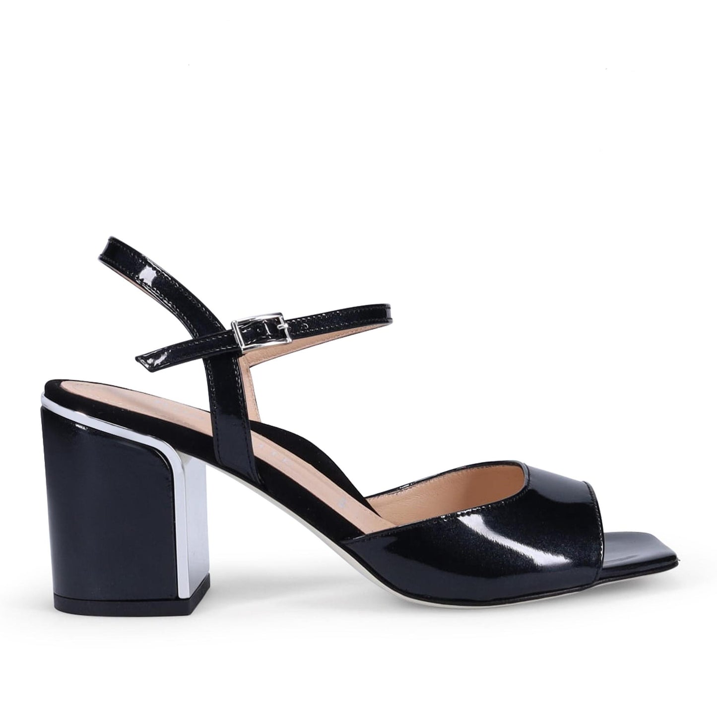 Idalia Onyx